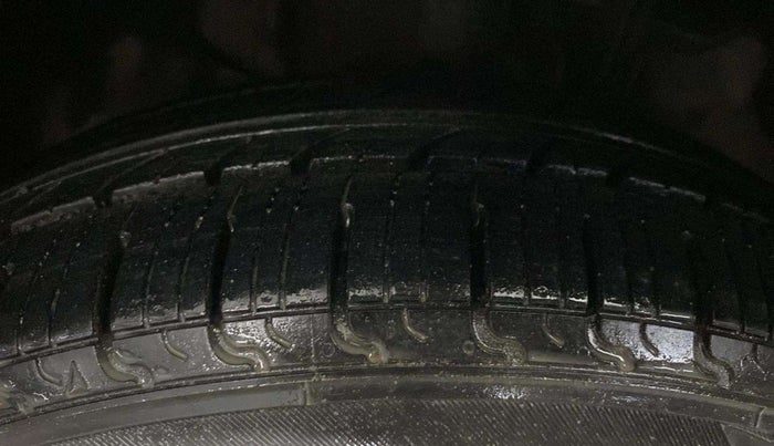 2023 Tata Tiago XZ PLUS CNG, CNG, Manual, 42,813 km, Right Front Tyre Tread