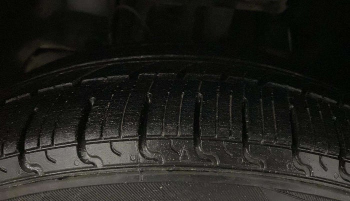 2023 Tata Tiago XZ PLUS CNG, CNG, Manual, 42,813 km, Left Front Tyre Tread