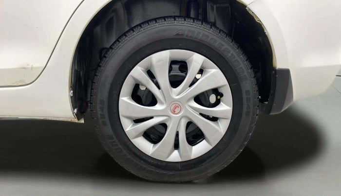 2016 Maruti Swift Dzire VXI, Petrol, Manual, 1,07,603 km, Left Rear Wheel