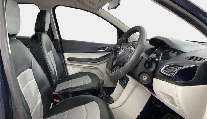 2022 Tata Tiago XZ PLUS CNG, CNG, Manual, 77,054 km, Right Side Front Door Cabin