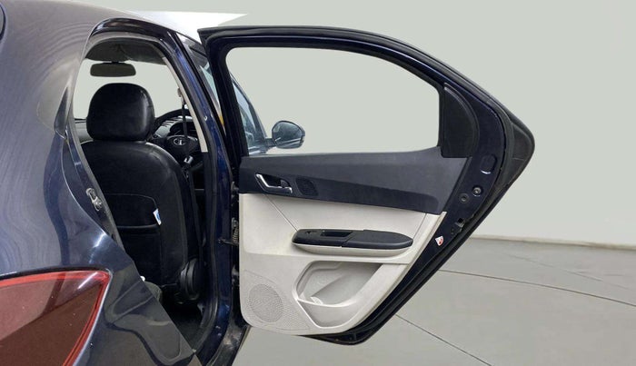 2022 Tata Tiago XZ PLUS CNG, CNG, Manual, 77,054 km, RHS Rear Door