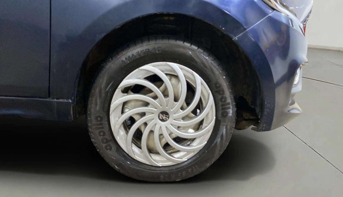 2022 Tata Tiago XZ PLUS CNG, CNG, Manual, 77,054 km, Right Front Wheel