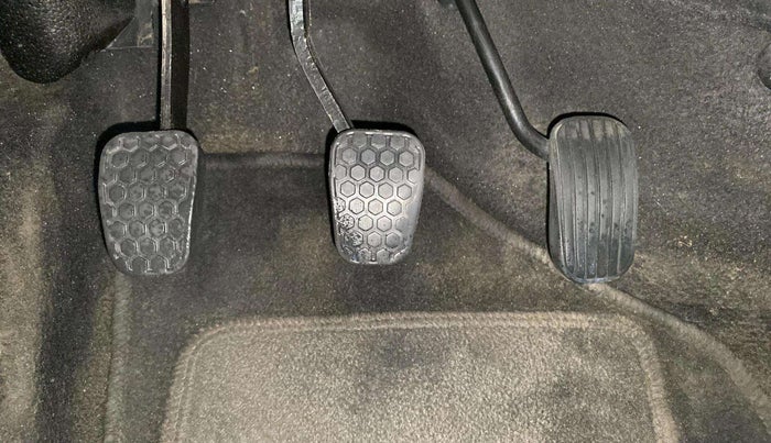 2022 Tata Tiago XZ PLUS CNG, CNG, Manual, 77,054 km, Pedals