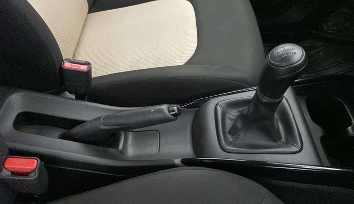 2022 Toyota Glanza E, Petrol, Manual, 30,848 km, Gear Lever