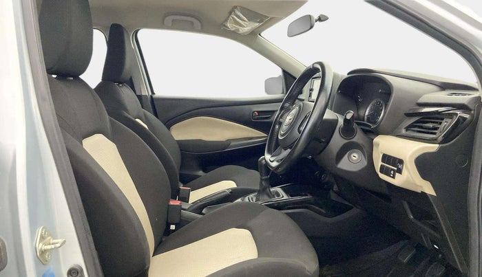 2022 Toyota Glanza E, Petrol, Manual, 30,848 km, Right Side Front Door Cabin
