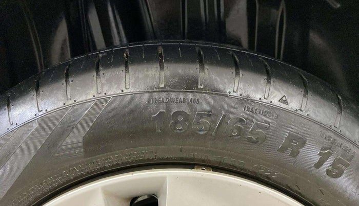 2022 Toyota Glanza E, Petrol, Manual, 30,848 km, Right Rear Tyre Tread