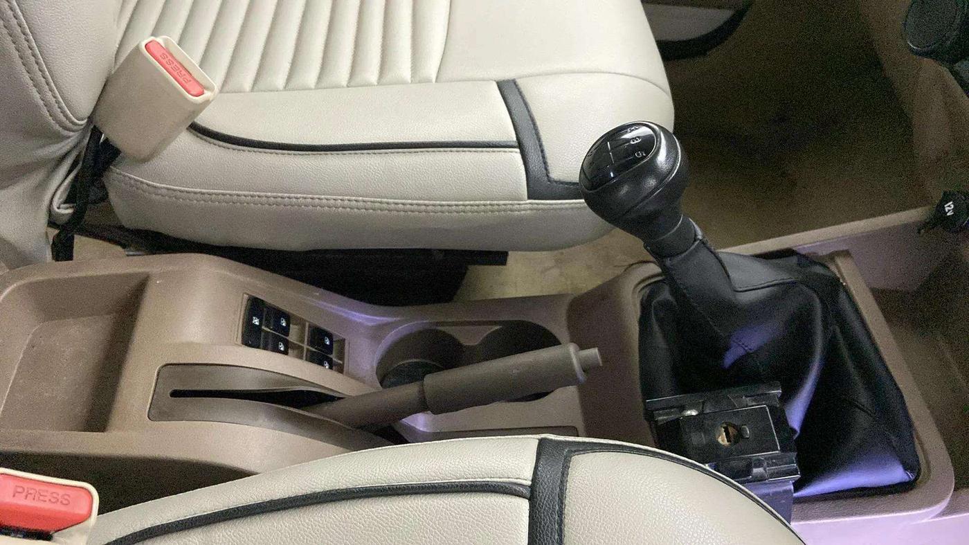 2021 Mahindra Bolero B6 (O), Diesel, Manual, 57,886 km, Gear Lever