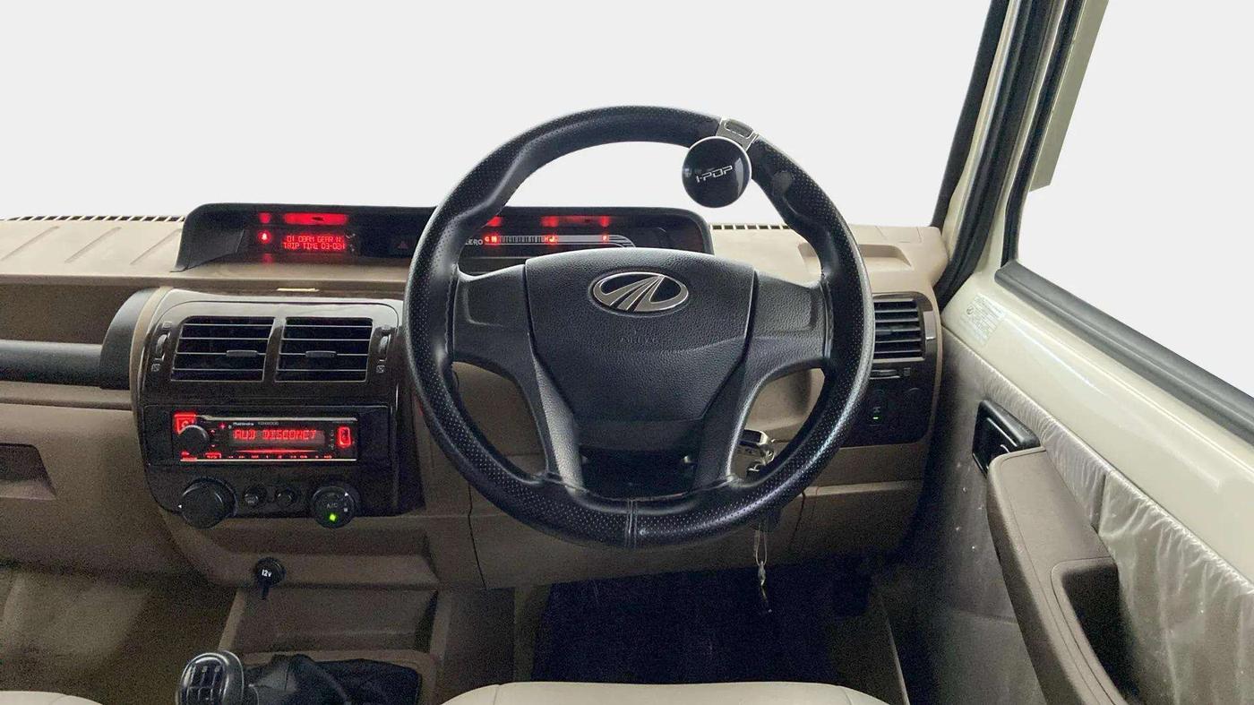 2021 Mahindra Bolero B6 (O), Diesel, Manual, 57,886 km, Steering Wheel Close Up