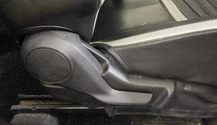 2021 Maruti Baleno DELTA PETROL 1.2, Petrol, Manual, 17,888 km, Driver Side Adjustment Panel