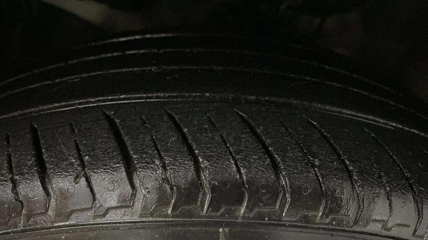 2019 Honda BR-V 1.5L I-VTEC V CVT, Petrol, Automatic, 47,548 km, Left Front Tyre Tread