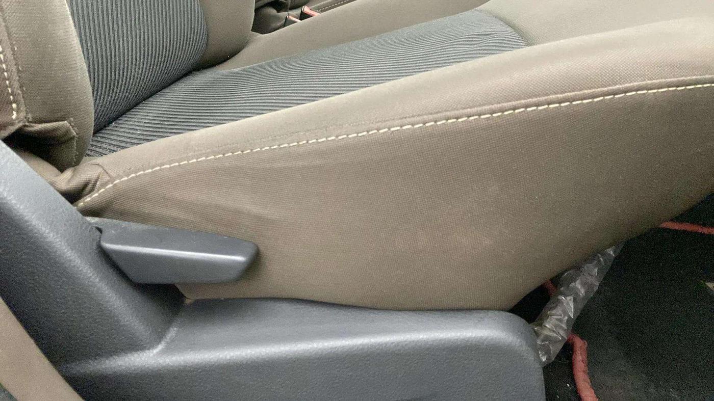 2017 Renault Duster RXL PETROL, Petrol, Manual, 62,128 km, Driver Side Adjustment Panel