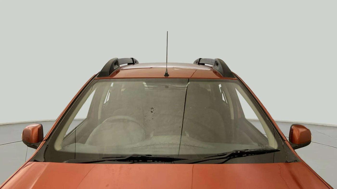 2017 Renault Duster RXL PETROL, Petrol, Manual, 62,128 km, Front Windshield