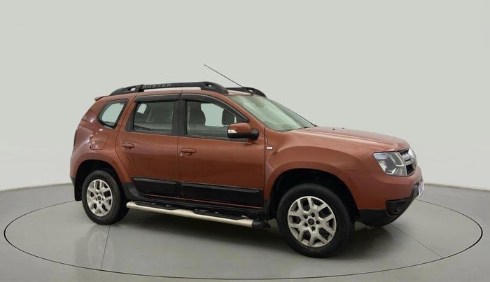 2017 Renault Duster RXL PETROL, Petrol, Manual, 62,128 km, Right Front Diagonal