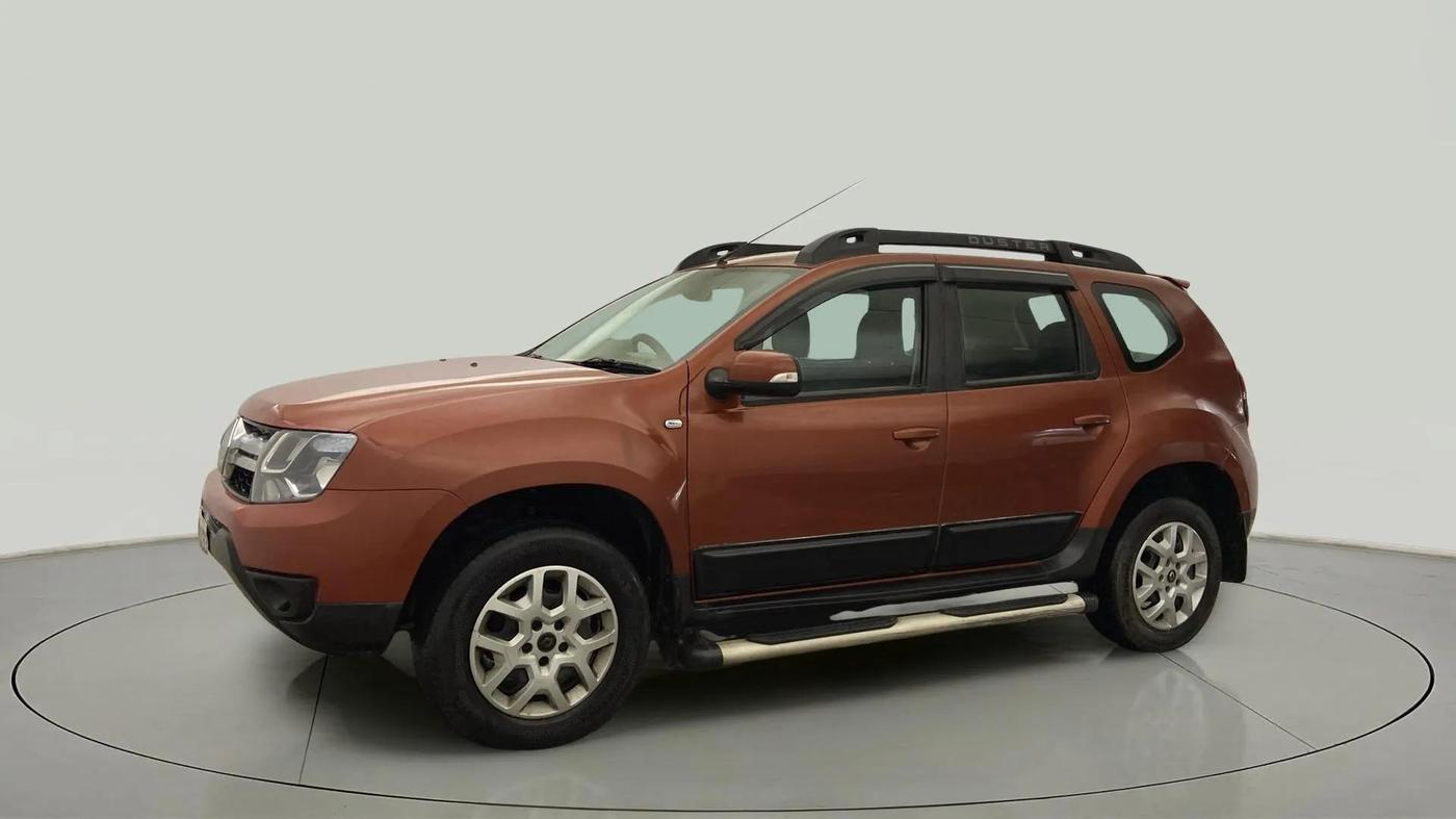 2017 Renault Duster RXL PETROL, Petrol, Manual, 62,128 km, Left Front Diagonal