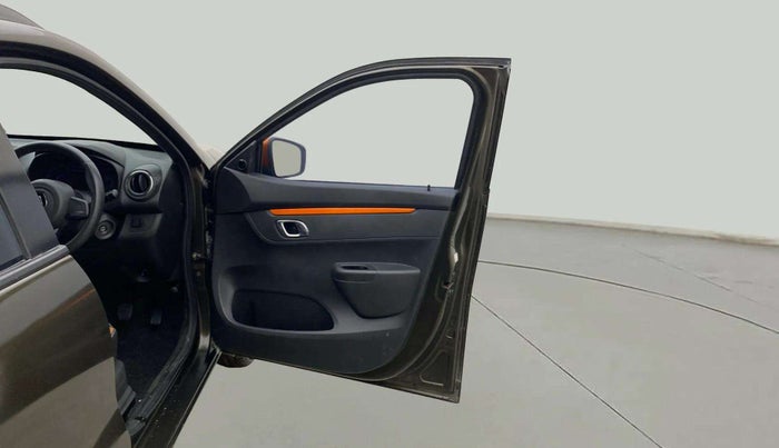 2021 Renault Kwid CLIMBER 1.0 AMT (O), Petrol, Automatic, 63,000 km, RHS Front Door