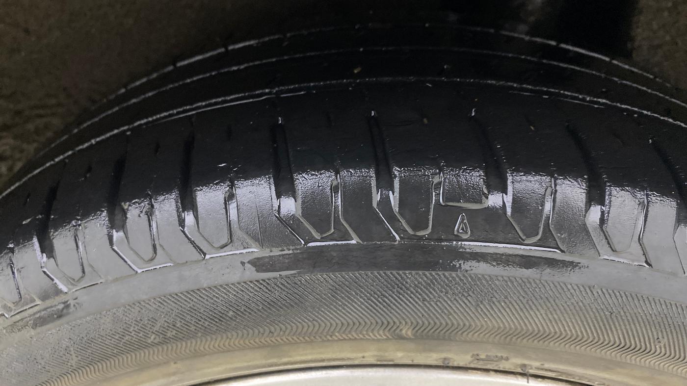 2016 Maruti Baleno ALPHA PETROL 1.2, Petrol, Manual, 78,745 km, Left Rear Tyre Tread