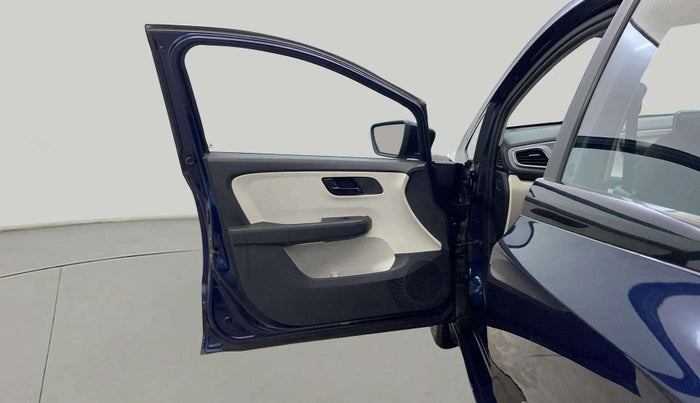 2022 Tata ALTROZ XM PLUS PETROL, CNG, Manual, 38,360 km, LHS Front Door