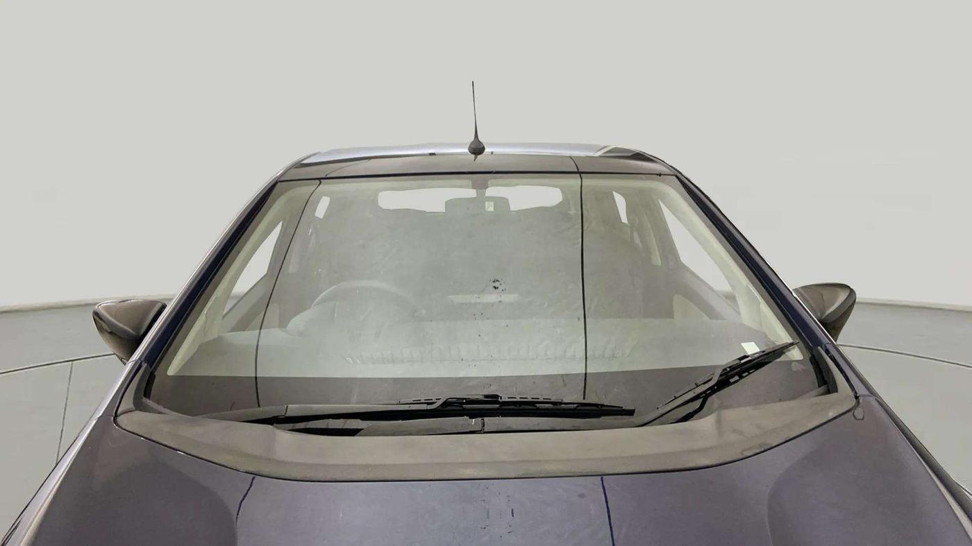 2022 Tata ALTROZ XM PLUS PETROL, CNG, Manual, 38,360 km, Front Windshield