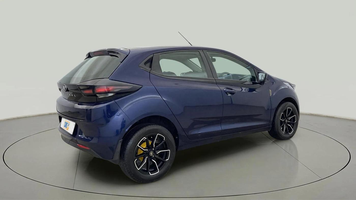2022 Tata ALTROZ XM PLUS PETROL, CNG, Manual, 38,360 km, Right Back Diagonal