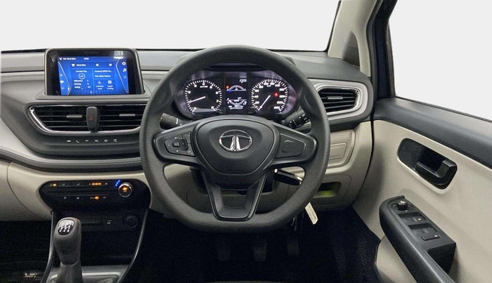 2022 Tata ALTROZ XM PLUS PETROL, CNG, Manual, 38,360 km, Steering Wheel Close Up
