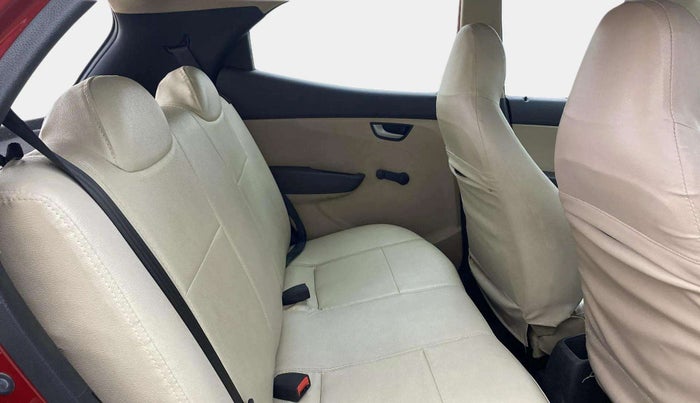 2017 Hyundai Eon SPORTZ, Petrol, Manual, 65,564 km, Right Side Rear Door Cabin