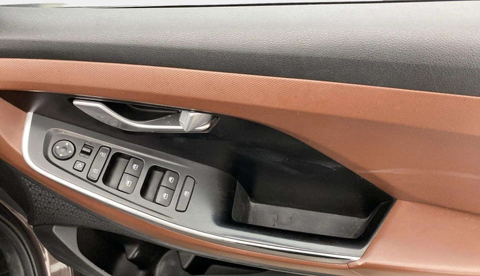 2021 Hyundai ALCAZAR PRESTIGE (O) 6STR 2.0 AT, Petrol, Automatic, 91,181 km, Driver Side Door Panels Control