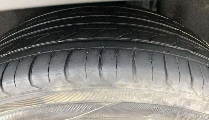 2021 Hyundai ALCAZAR PRESTIGE (O) 6STR 2.0 AT, Petrol, Automatic, 91,181 km, Left Rear Tyre Tread