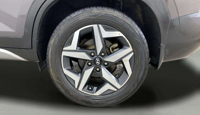 2021 Hyundai ALCAZAR PRESTIGE (O) 6STR 2.0 AT, Petrol, Automatic, 91,181 km, Left Rear Wheel