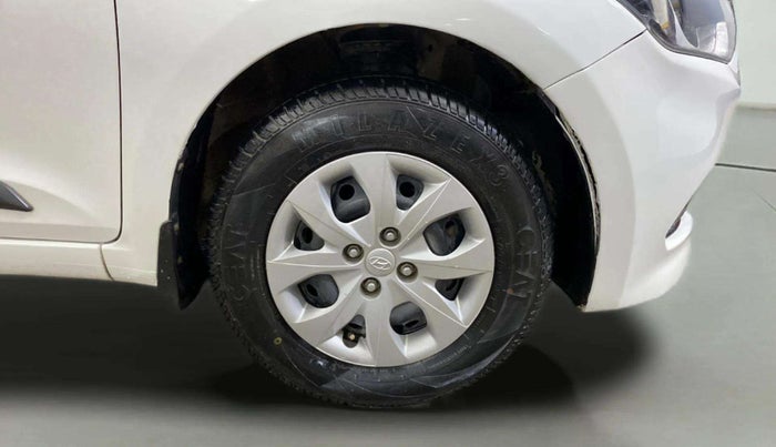 2015 Hyundai Elite i20 MAGNA 1.2, Petrol, Manual, 37,874 km, Right Front Wheel