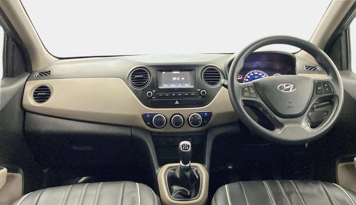 2017 Hyundai Grand i10 SPORTZ 1.2 KAPPA VTVT, Petrol, Manual, 79,389 km, Dashboard