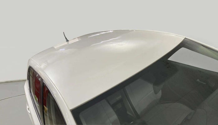 2014 Volkswagen Polo COMFORTLINE 1.2L, Petrol, Manual, 48,636 km, Roof