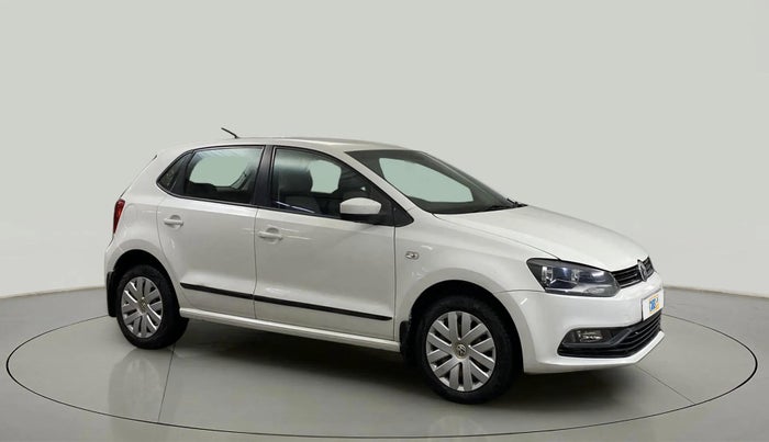 2014 Volkswagen Polo COMFORTLINE 1.2L, Petrol, Manual, 48,636 km, Right Front Diagonal