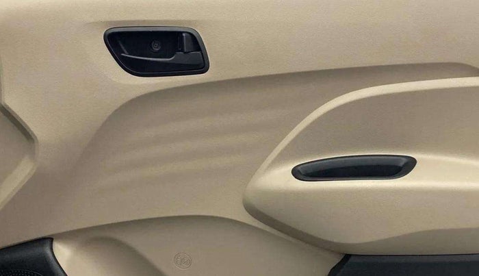 2020 Hyundai NEW SANTRO ERA EXECUTIVE, Petrol, Manual, 80,882 km, Driver Side Door Panels Control