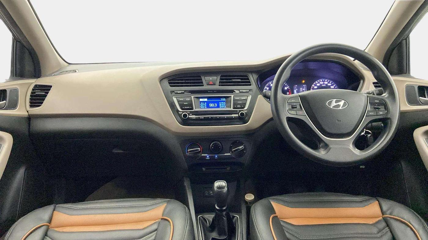 2015 Hyundai Elite i20 MAGNA 1.2, Petrol, Manual, 80,138 km, Dashboard