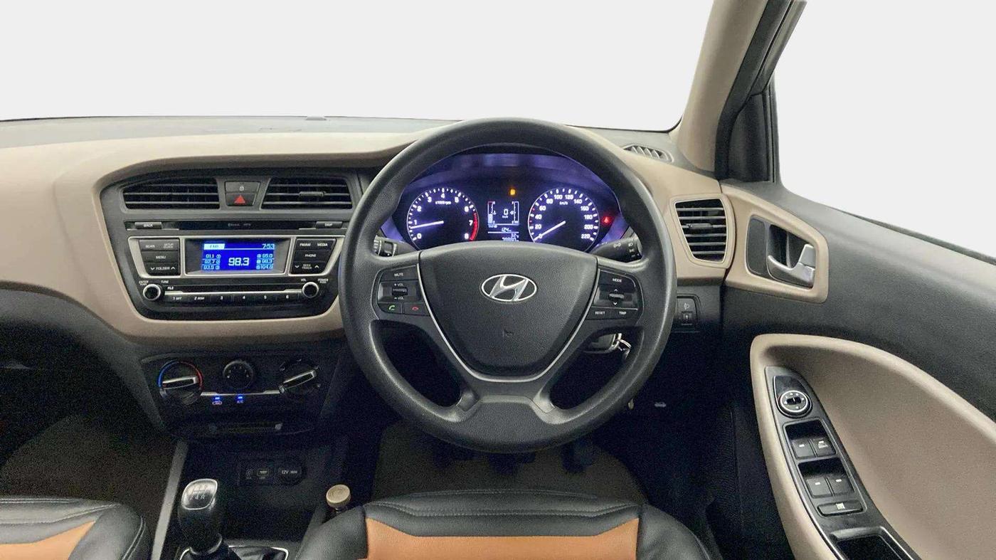 2015 Hyundai Elite i20 MAGNA 1.2, Petrol, Manual, 80,138 km, Steering Wheel Close Up