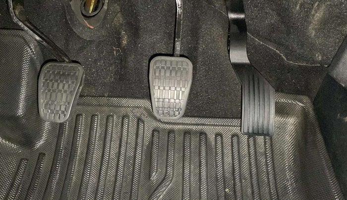 2021 Tata NEXON XM PETROL, Petrol, Manual, 58,541 km, Pedals