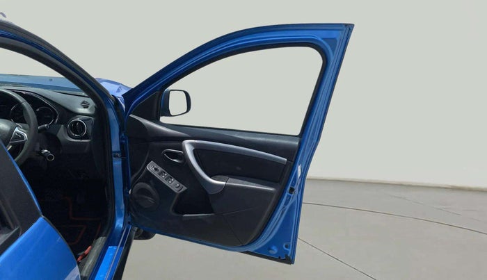 2019 Renault Duster RXS CVT, Petrol, Automatic, 25,396 km, RHS Front Door