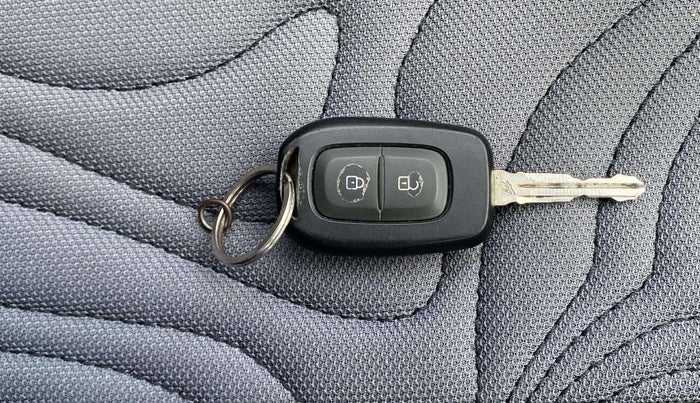 2019 Renault Duster RXS CVT, Petrol, Automatic, 25,396 km, Key Close Up