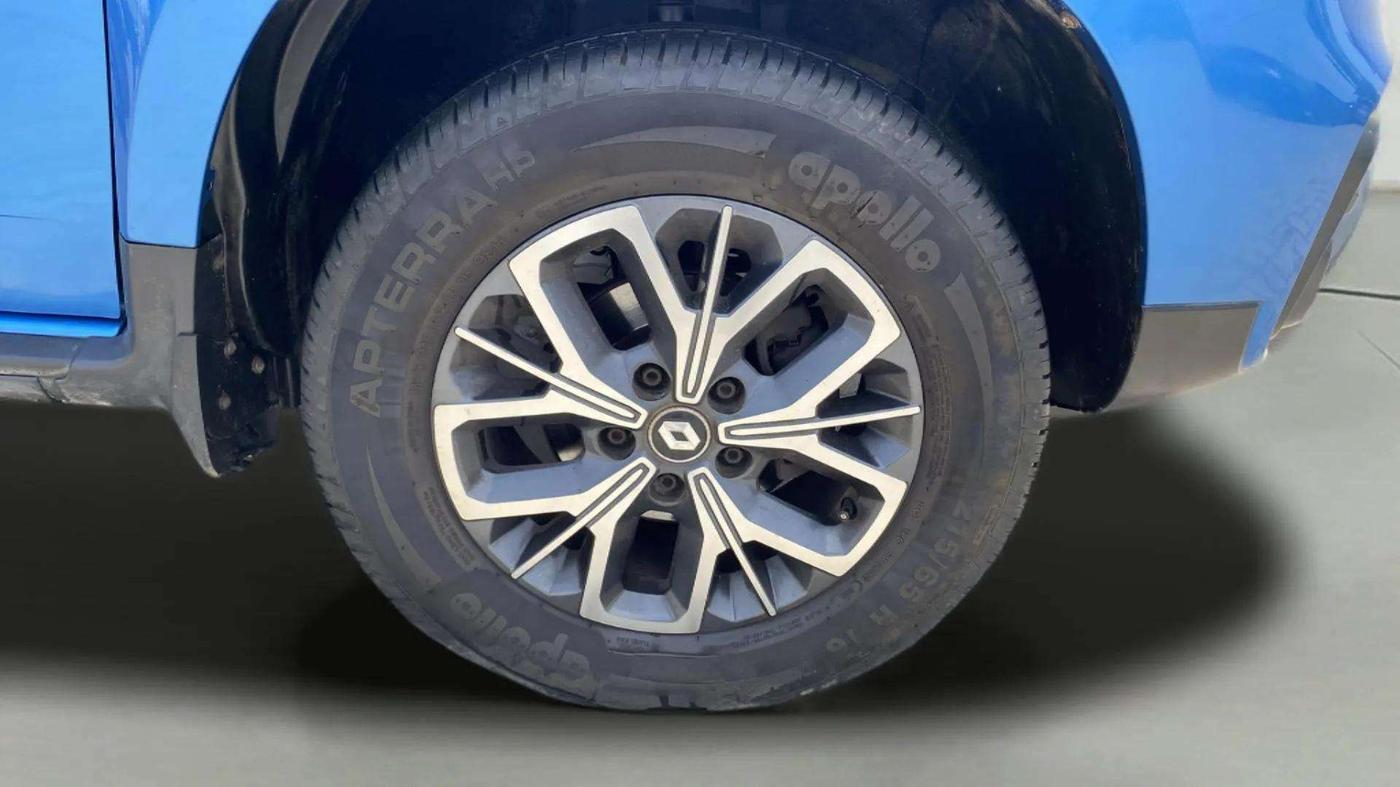 2019 Renault Duster RXS CVT, Petrol, Automatic, 25,396 km, Right Front Wheel