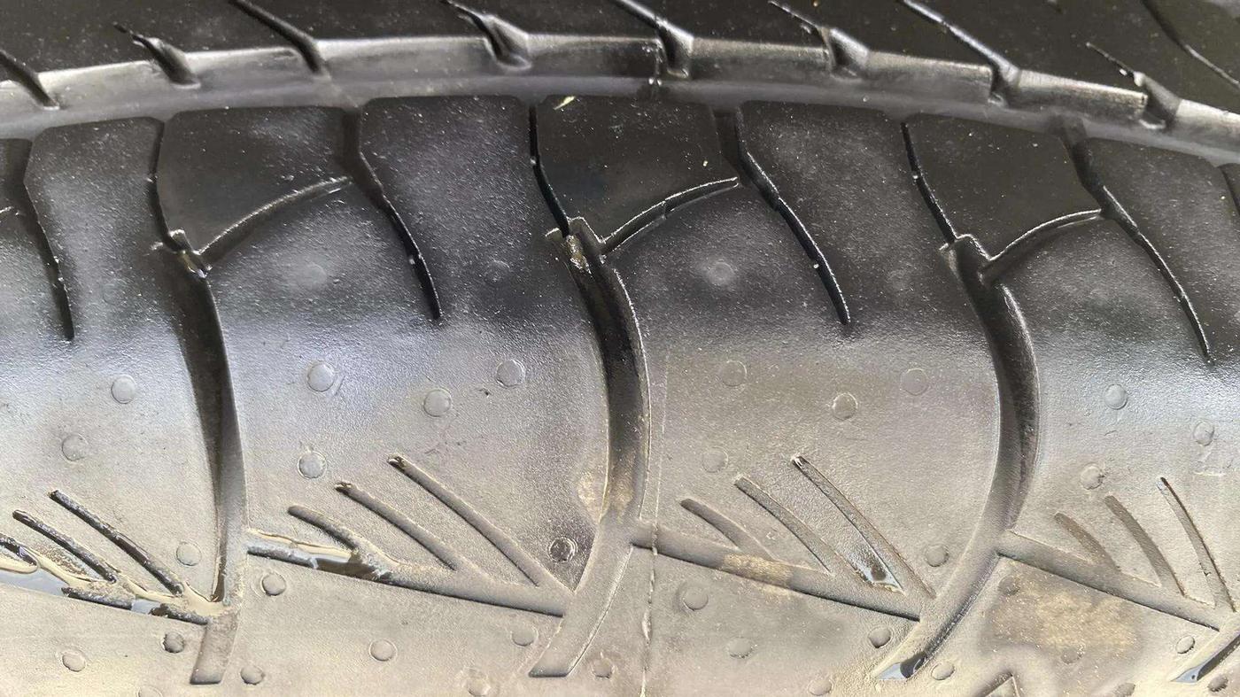 2019 Renault Duster RXS CVT, Petrol, Automatic, 25,396 km, Right Rear Tyre Tread