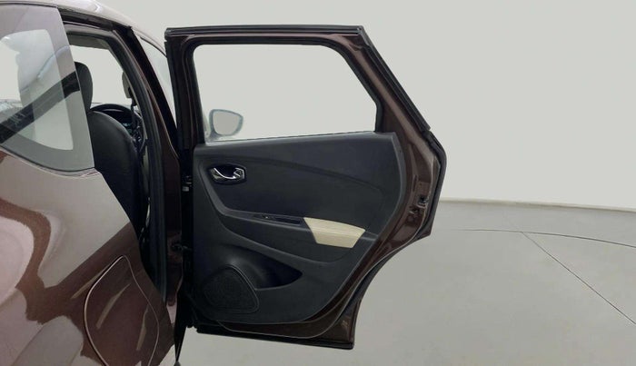 2018 Renault Captur PLATINE DIESEL , Diesel, Manual, 1,12,124 km, RHS Rear Door