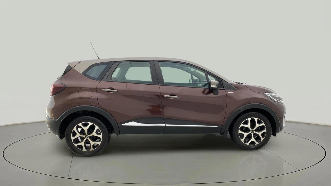 2018 Renault Captur PLATINE DIESEL , Diesel, Manual, 1,12,157 km, Right Side View