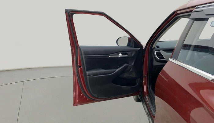 2022 KIA SELTOS HTK 1.5 PETROL, Petrol, Manual, 56,006 km, LHS Front Door