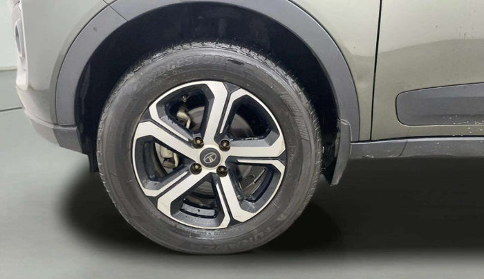 2021 Tata NEXON XZA PLUS SUNROOF PETROL, Petrol, Automatic, 29,629 km, Left Front Wheel