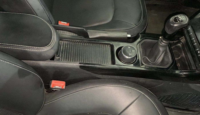2021 Tata NEXON XZ PLUS PETROL DARK EDITION, Petrol, Manual, 30,329 km, Gear Lever