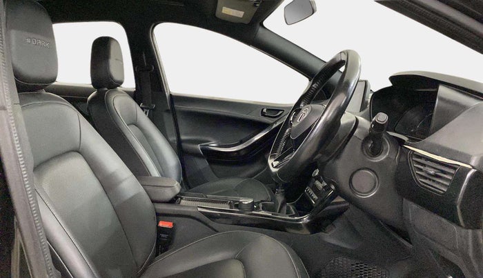 2021 Tata NEXON XZ PLUS PETROL DARK EDITION, Petrol, Manual, 30,329 km, Right Side Front Door Cabin