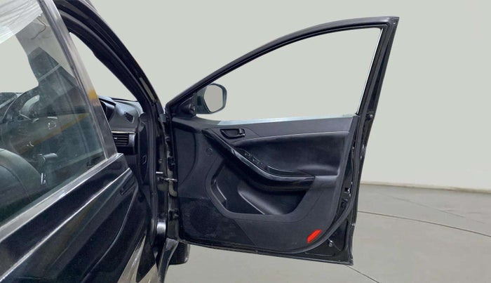 2021 Tata NEXON XZ PLUS PETROL DARK EDITION, Petrol, Manual, 30,329 km, RHS Front Door
