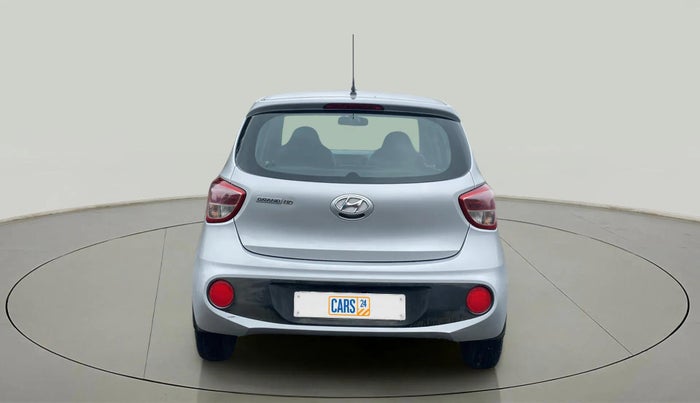 2018 Hyundai Grand i10 MAGNA AT 1.2 KAPPA VTVT, Petrol, Automatic, 46,525 km, Back/Rear