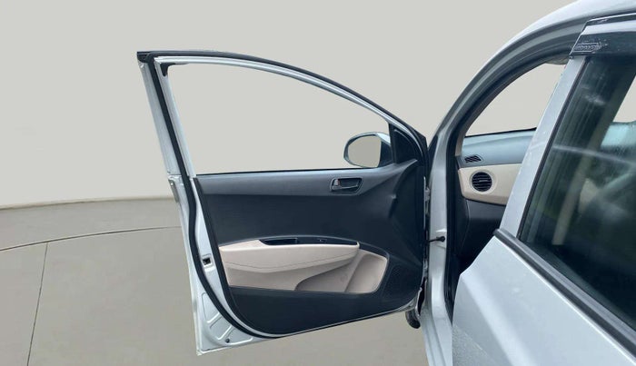 2018 Hyundai Grand i10 MAGNA AT 1.2 KAPPA VTVT, Petrol, Automatic, 46,525 km, LHS Front Door