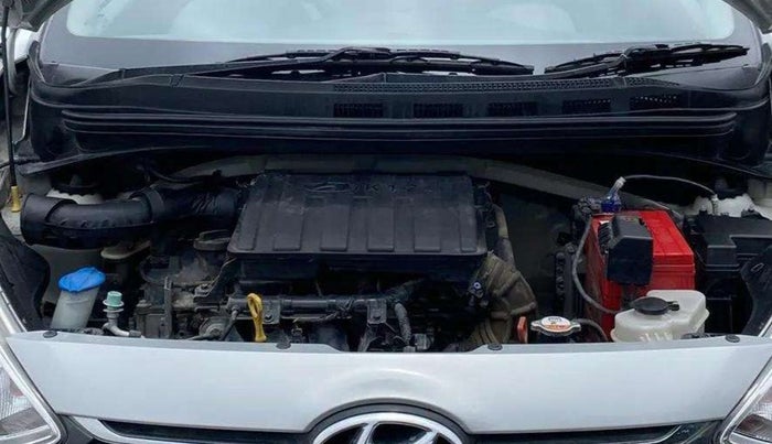 2018 Hyundai Grand i10 MAGNA AT 1.2 KAPPA VTVT, Petrol, Automatic, 46,525 km, Engine View